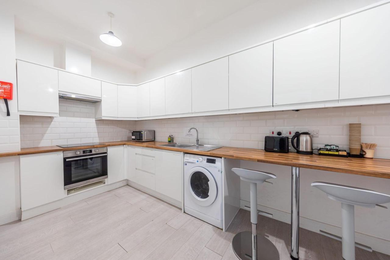 Boutique Modern Hotel Room For Two Near Tube And Bus Stations London Bagian luar foto